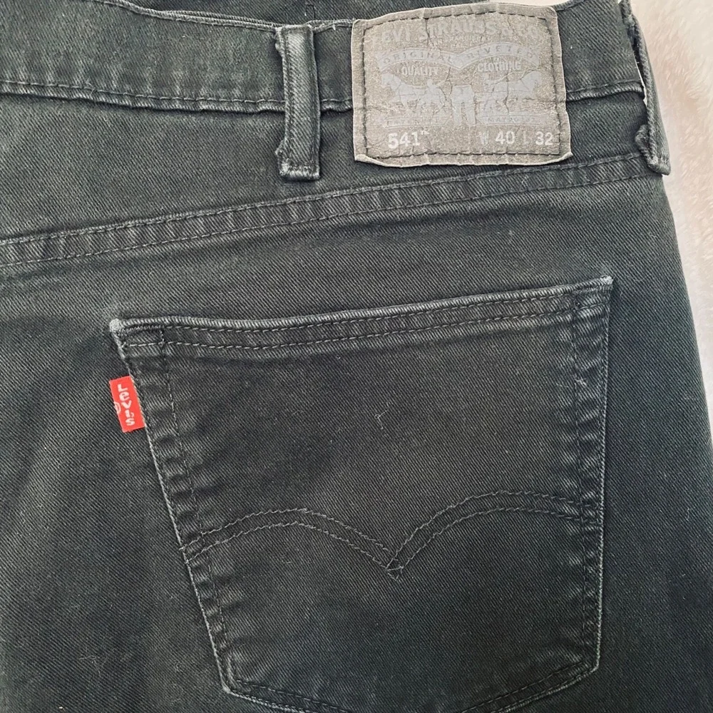 Levis 541 Mens 40 x 32 Black denim Jeans‎ Straight leg
